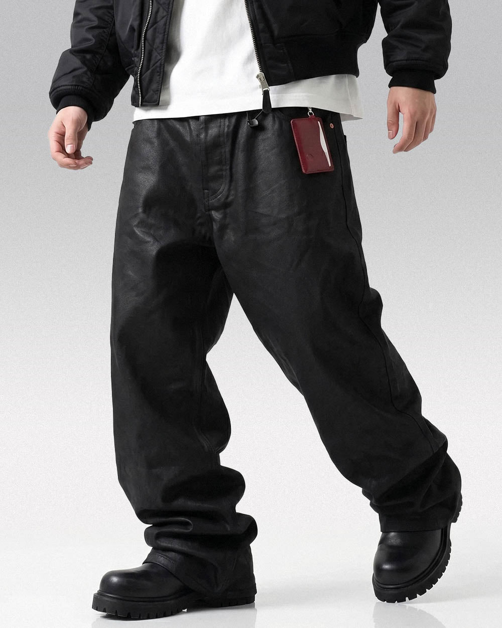 Wax coated jeans ’Nomi’