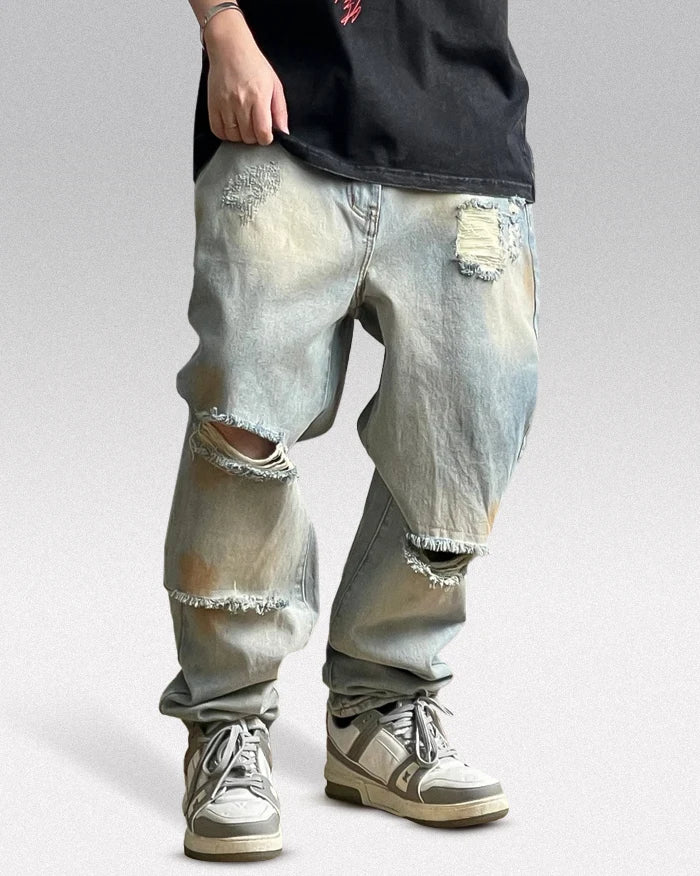 Baggy ripped jeans 