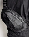 Crossbody bag with usb charging port ’Kyogo’ - TECHWEAR