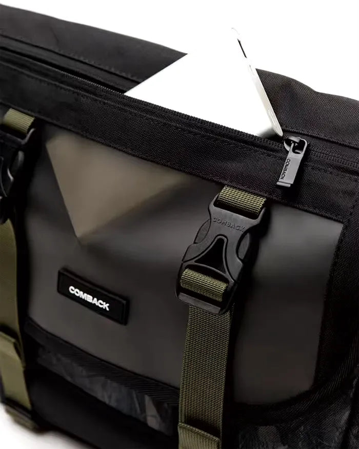 Functional messenger bag ’Iwanu’ - TECHWEAR STORM™