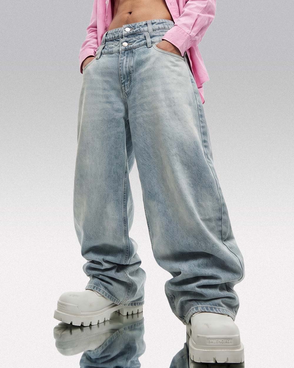 Light washed jeans ’Morioka’