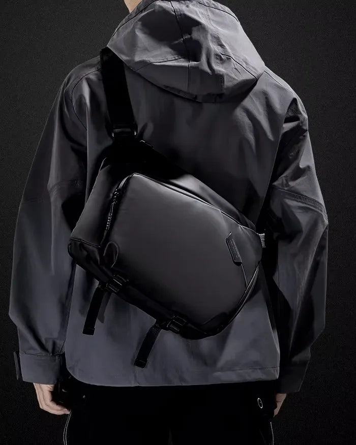 Messenger bag black ’Higarashi’ - TECHWEAR STORM™