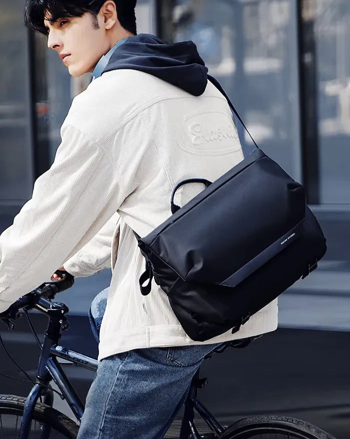 Oxford messenger bag ’Hatsuga’ - TECHWEAR STORM™