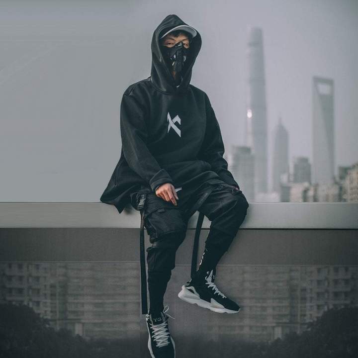 "Roy" Techwear Hoodie - TECHWEAR STORM™