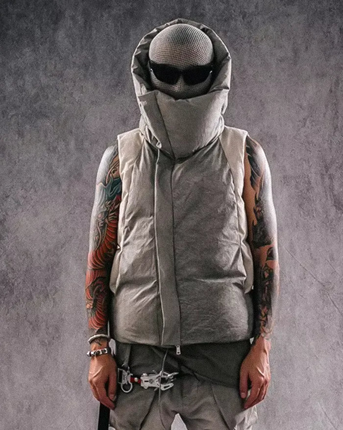 man wearing the Sleeveless down jacket "Inashiki"