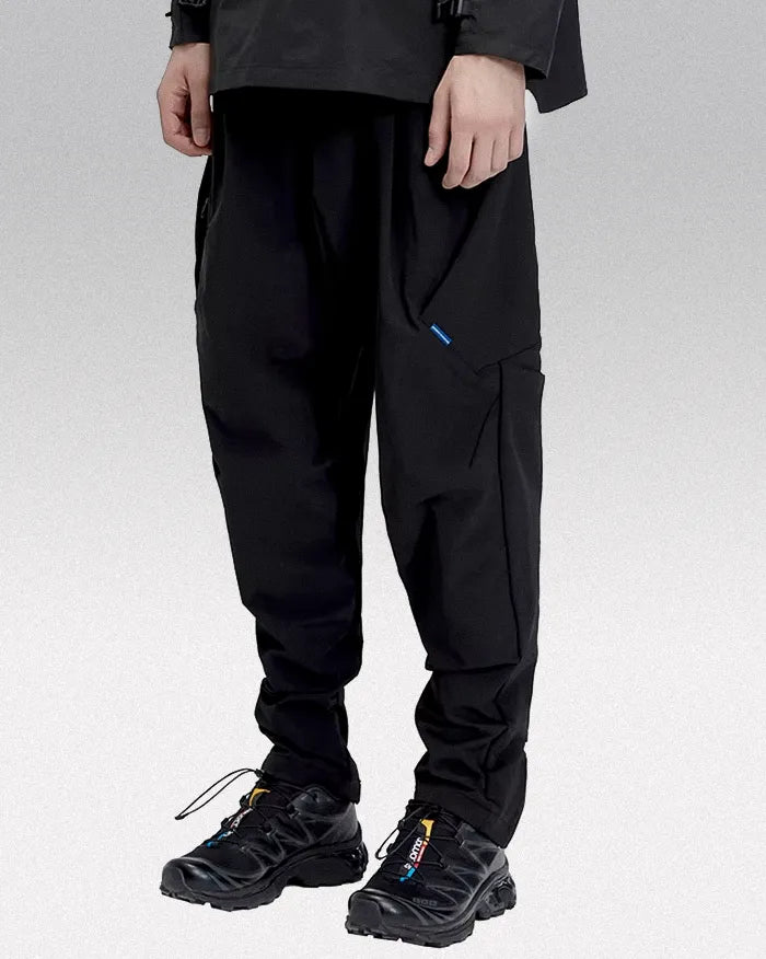 Tapered techwear pants ’Chita’