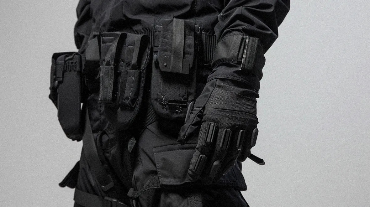 techwear gloves on a man wearing techwear