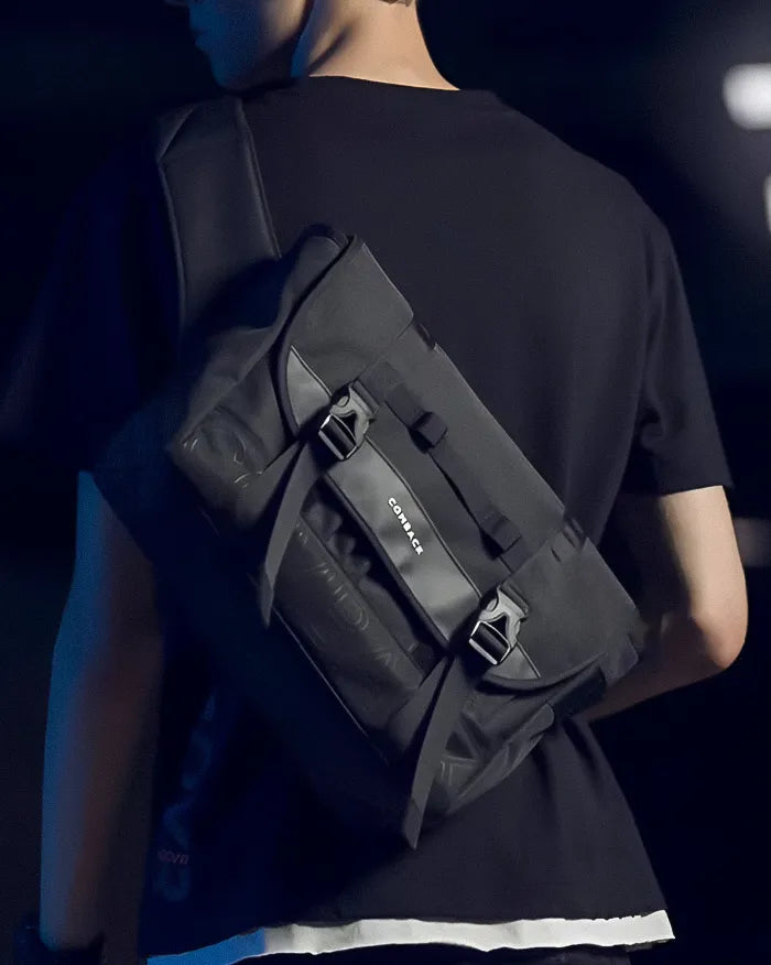 Techwear messenger bag ’Shinomaki’ - TECHWEAR STORM™