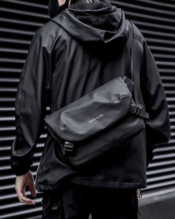 Waterproof messenger bag ’Shiroishi’ - TECHWEAR STORM™