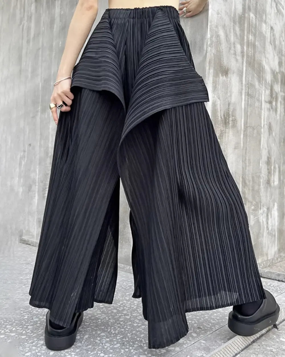 Wide leg trousers for women ’Fukuya’ - Black / One Size
