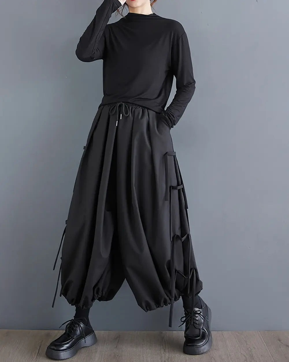Wide legged pants women ’Gamata’ - black / One Size