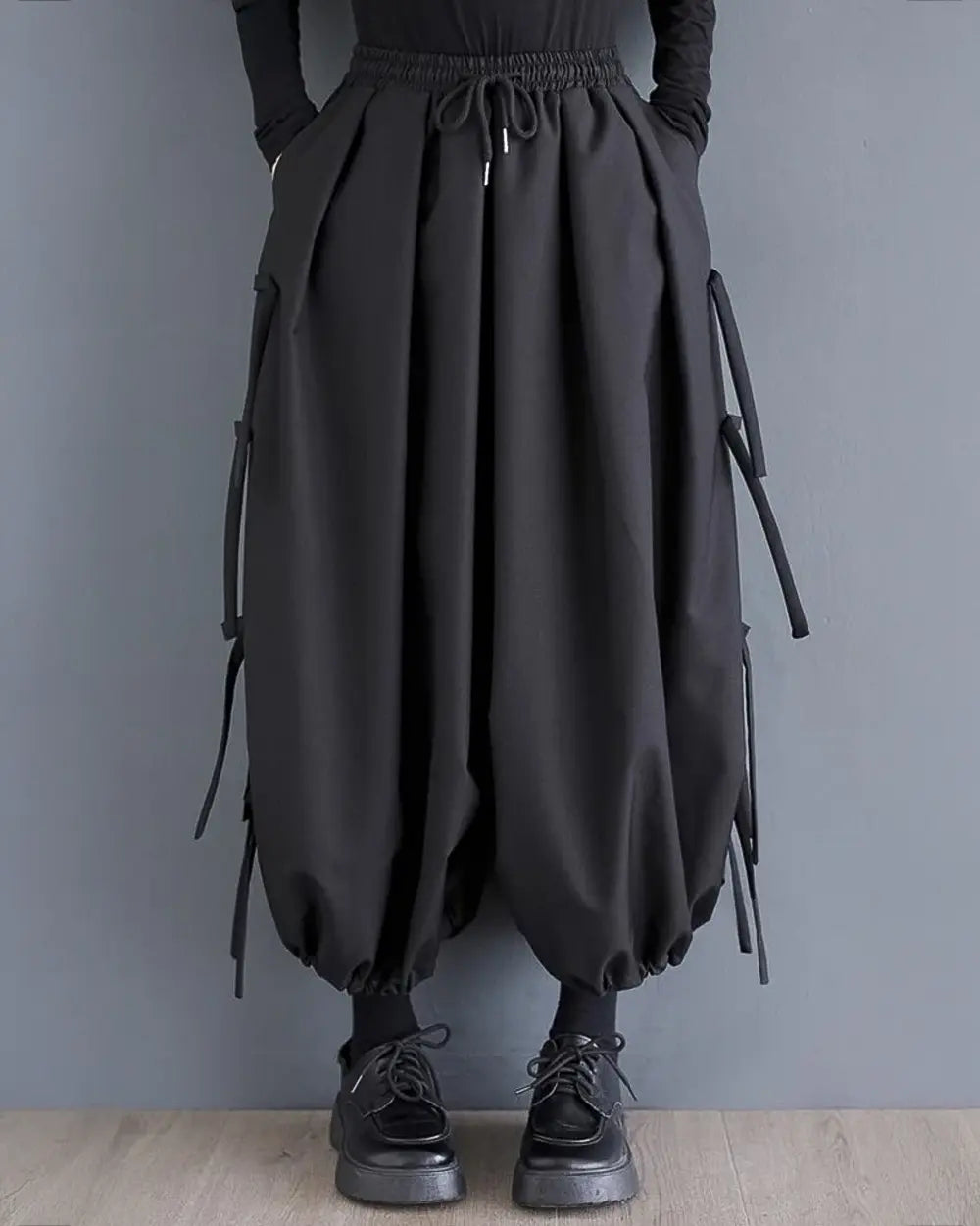 Wide legged pants women ’Gamata’ - black / One Size