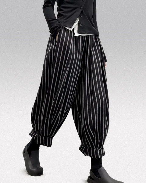 Women's wide legged pants 